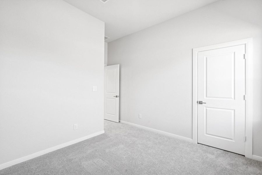 Spacious, unfurnished interior of a new home in Escondido 50' Homesites, Magnolia (Image 23).