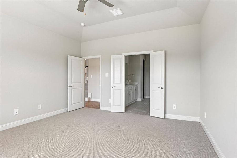 Photo is not of the actual home, but is an inspirational photo of builder’s model home and may depict options, furnishings, and/or decorator features that are not included. Photo is not of the actual home, but is an inspirational photo of builder’s model home and may depict options, furnishings, and/or decorator features that are not included.