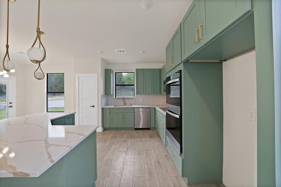 Furnished interior view inside a new home in , Granbury (Image 10).