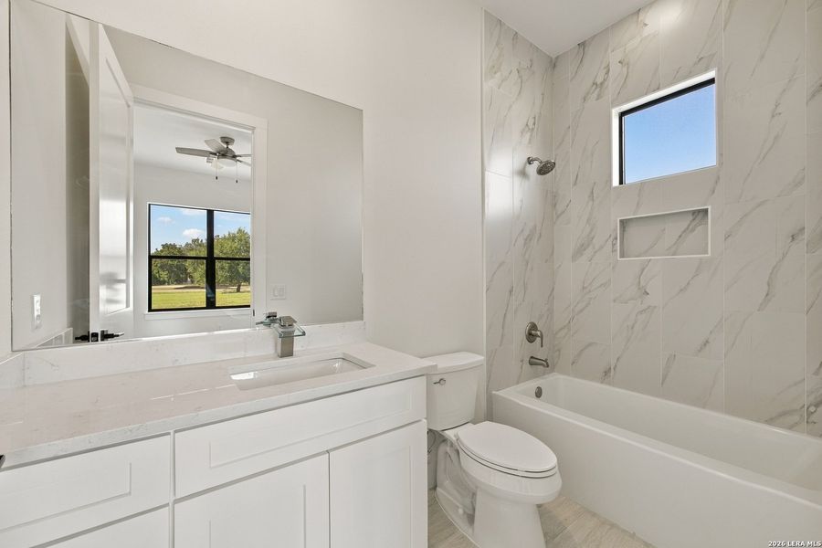 Furnished interior view inside a new home in , Floresville (Image 31).