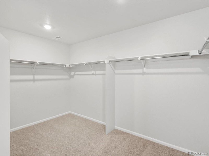 Spacious, unfurnished interior of a new home in , Windsor (Image 24).