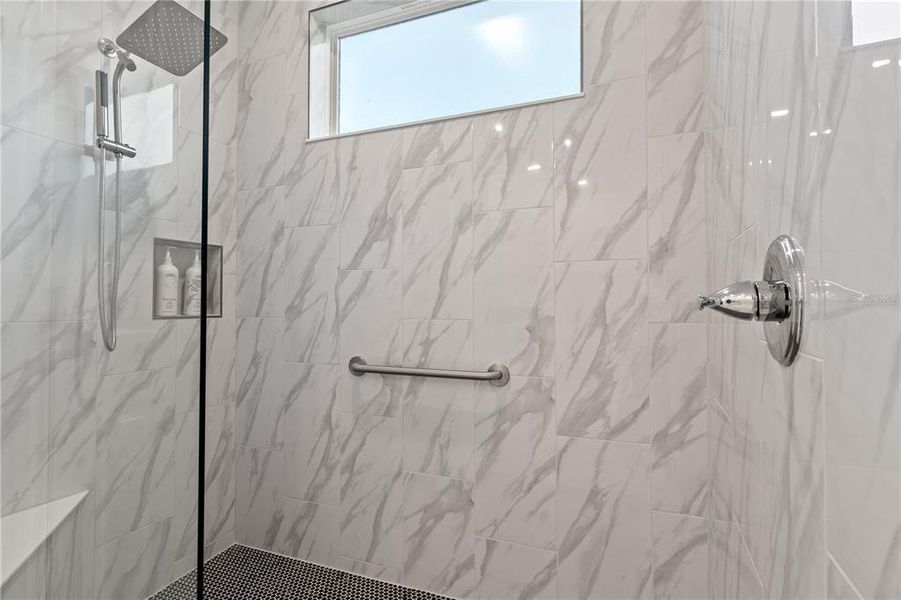 Image 38 of a home in .