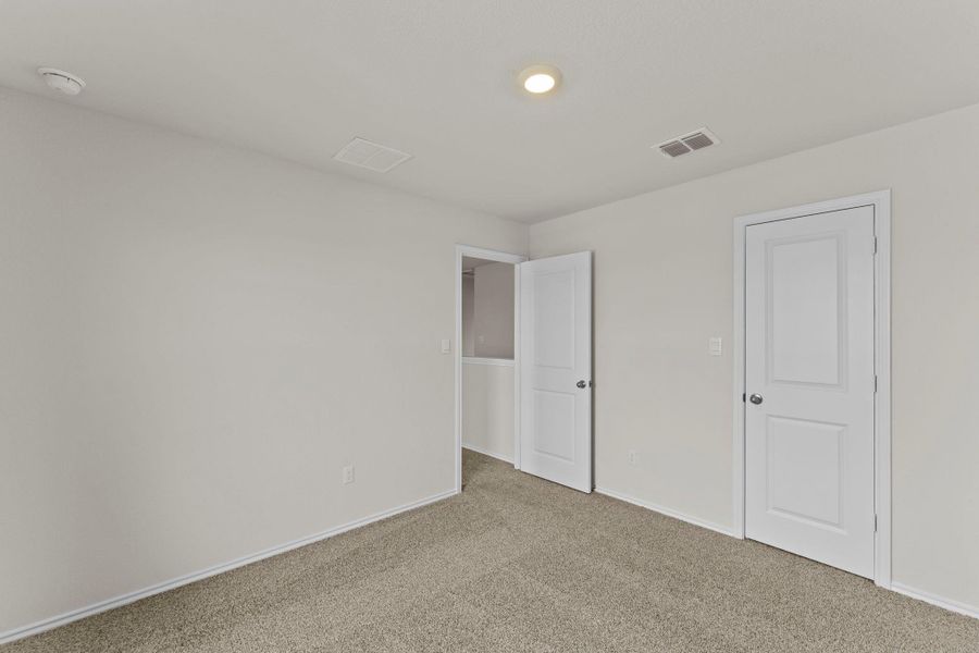 Spacious, unfurnished interior of a new home in Bollinger, Maxwell (Image 30).