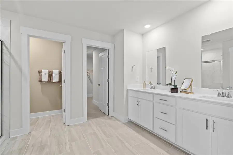 Furnished interior view inside a new home in Ashby Woods, Boiling Springs (Image 15).