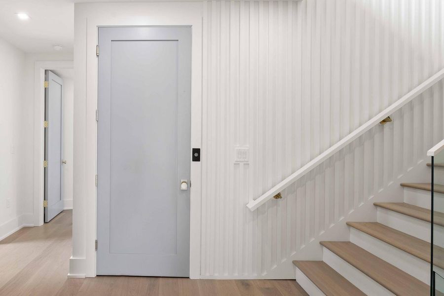 Spacious, unfurnished interior of a new home in , Isle Of Palms (Image 21).