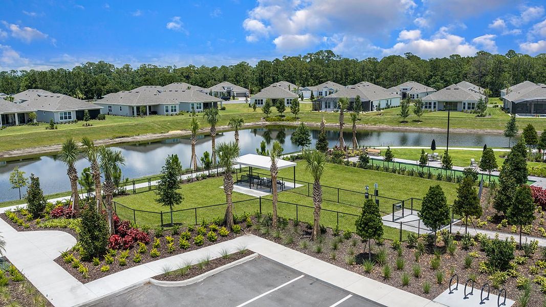 Image 38 of a home in Center Lake Ranch Community Group Page.