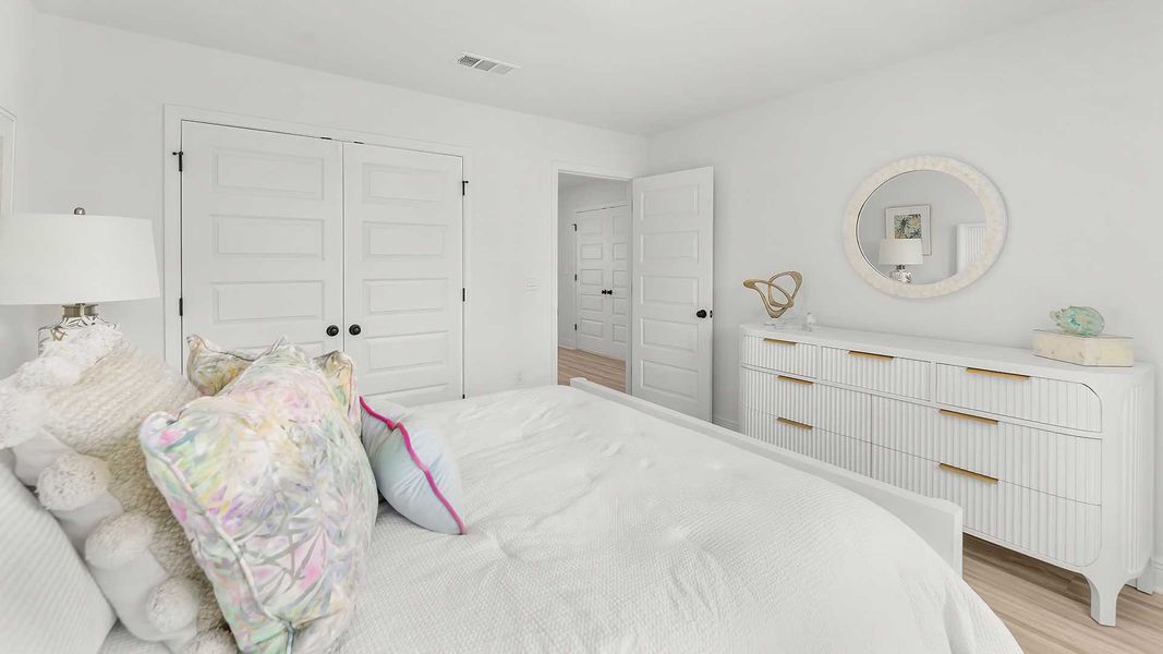 Furnished interior view inside a new home in Colonial East, Panama City Beach (Image 29).