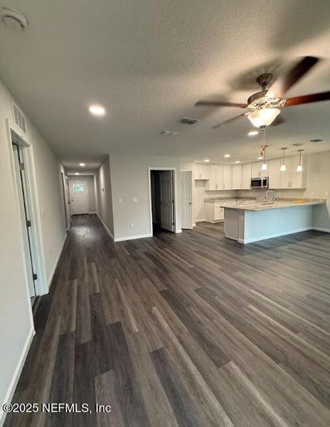 Image 34 of a home in .