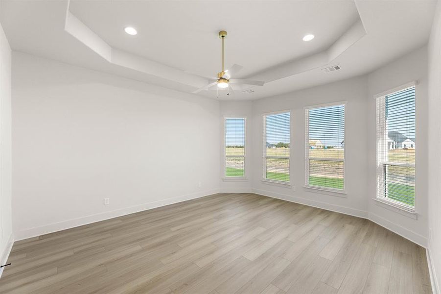 Spacious, unfurnished interior of a new home in Hartson Estates - 1 Acre Lots, Midlothian (Image 14). Spacious, unfurnished interior of a new home in Hartson Estates - 1 Acre Lots, Midlothian (Image 14).