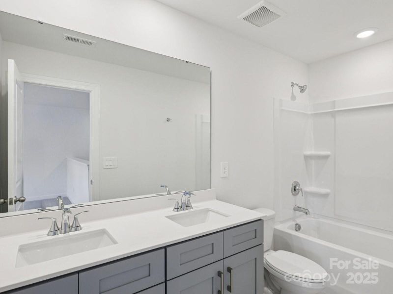 Photo is not of the actual home, but is an inspirational photo of builder’s model home and may depict options, furnishings, and/or decorator features that are not included Photo is not of the actual home, but is an inspirational photo of builder’s model home and may depict options, furnishings, and/or decorator features that are not included