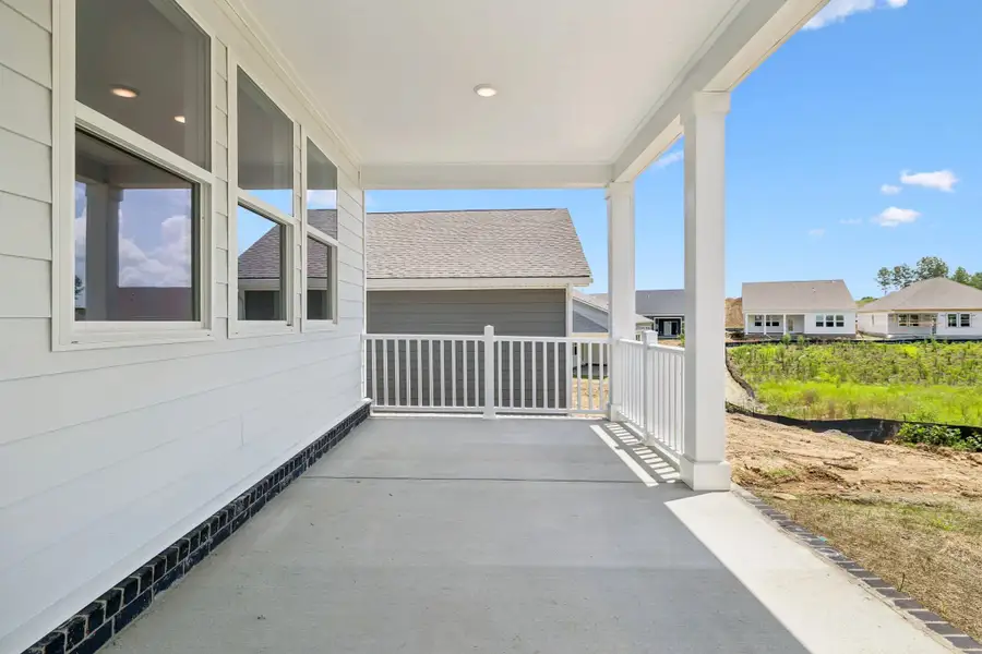 Covered Patio | For representation purposes only. Options and layout may vary by community and home plan. Covered Patio | For representation purposes only. Options and layout may vary by community and home plan.