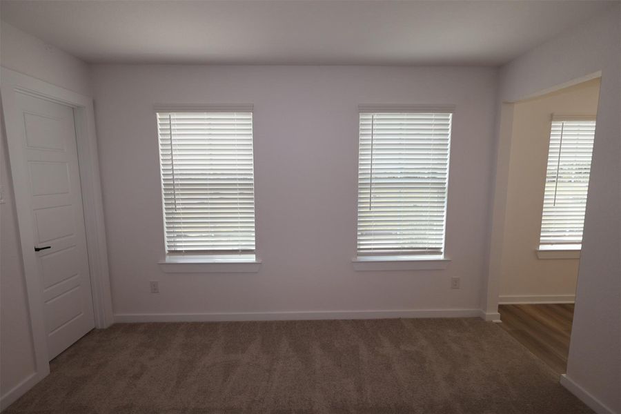 Spacious, unfurnished interior of a new home in Summerview, Fulshear (Image 17). Spacious, unfurnished interior of a new home in Summerview, Fulshear (Image 17).