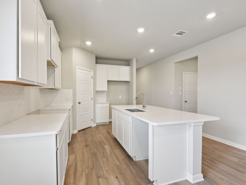 Furnished interior view inside a new home in Thomas Pond, San Antonio (Image 8). Furnished interior view inside a new home in Thomas Pond, San Antonio (Image 8).
