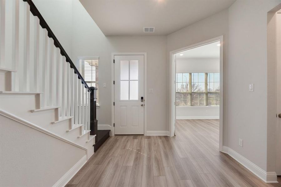 Spacious, unfurnished interior of a new home in Bayside, Rowlett (Image 14). Spacious, unfurnished interior of a new home in Bayside, Rowlett (Image 14).