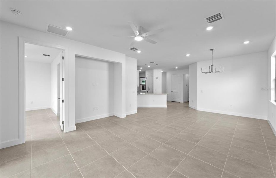 Spacious, unfurnished interior of a new home in Del Webb Catalina, Lakewood Ranch (Image 12). Spacious, unfurnished interior of a new home in Del Webb Catalina, Lakewood Ranch (Image 12).
