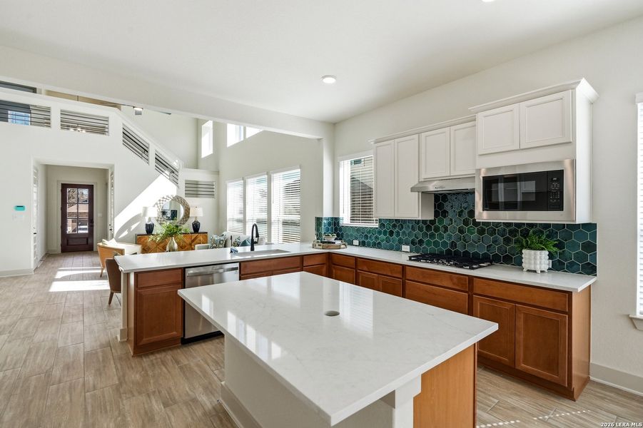 Furnished interior view inside a new home in Buffalo Crossing, Cibolo (Image 11).