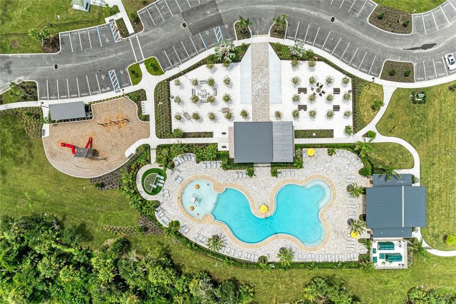 Community amenities in Oakfield Lakes, Parrish (Image 54). Community amenities in Oakfield Lakes, Parrish (Image 54).