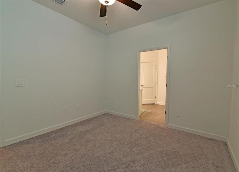 Spacious, unfurnished interior of a new home in Southshore Bay Active Adult, Wimauma (Image 21).