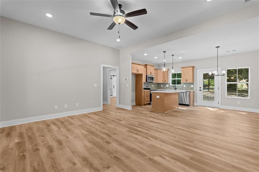 Spacious, unfurnished interior of a new home in , Carrollton (Image 28).