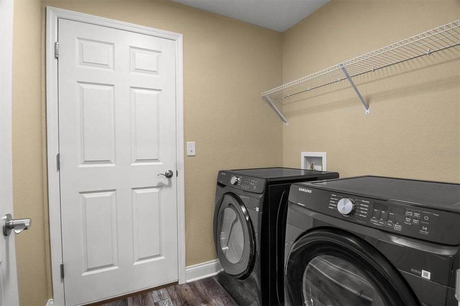 Close-up of interior finishes inside a home in , Haines City (Image 17).