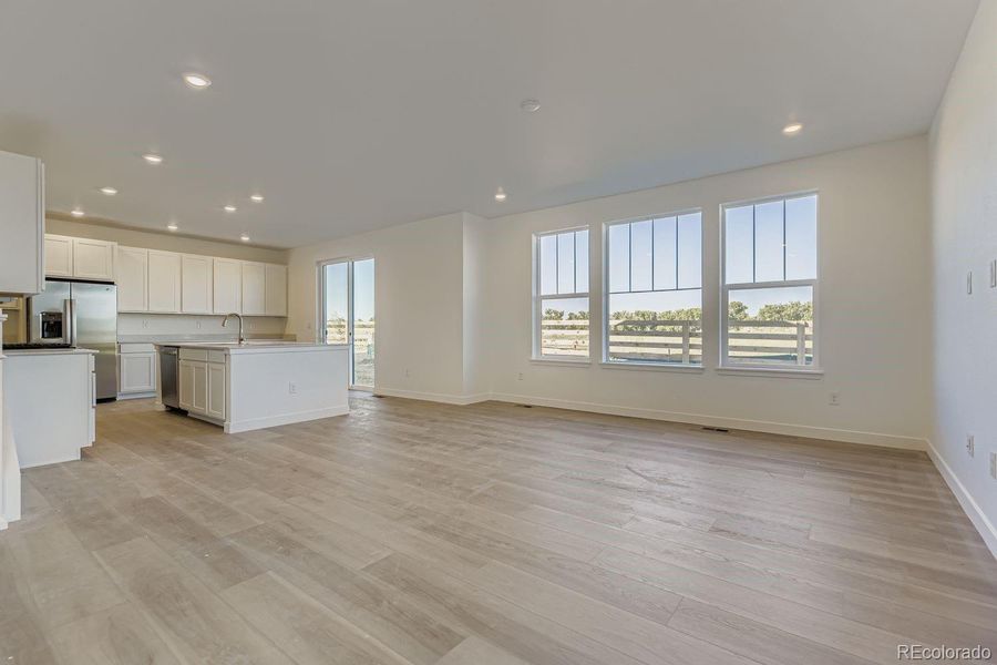 Spacious, unfurnished interior of a new home in Vermilion Creek: The Pioneer Collection, Centennial (Image 11).
