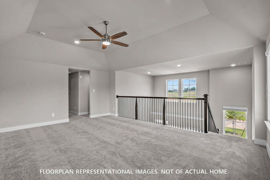 Spacious, unfurnished interior of a new home in Sorella, Tomball (Image 13).