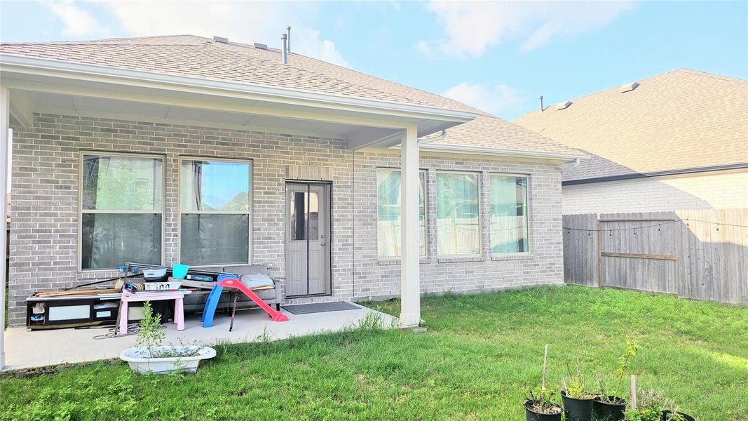 Image 43 of a home in Towne Lake 50'. Image 43 of a home in Towne Lake 50'.