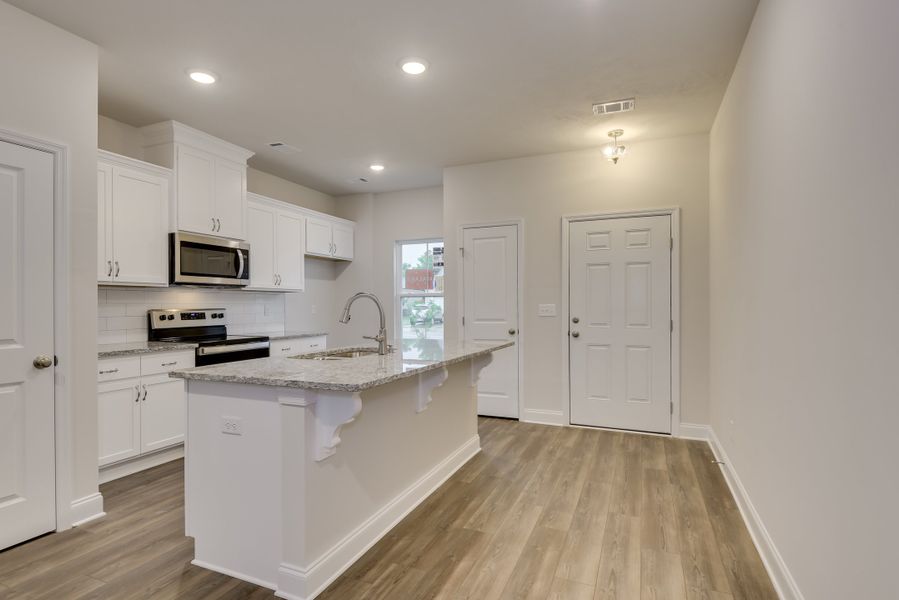 Kitchen | 627 Hampton Drive, Windsor Townhome by Ivey Homes Kitchen | 627 Hampton Drive, Windsor Townhome by Ivey Homes