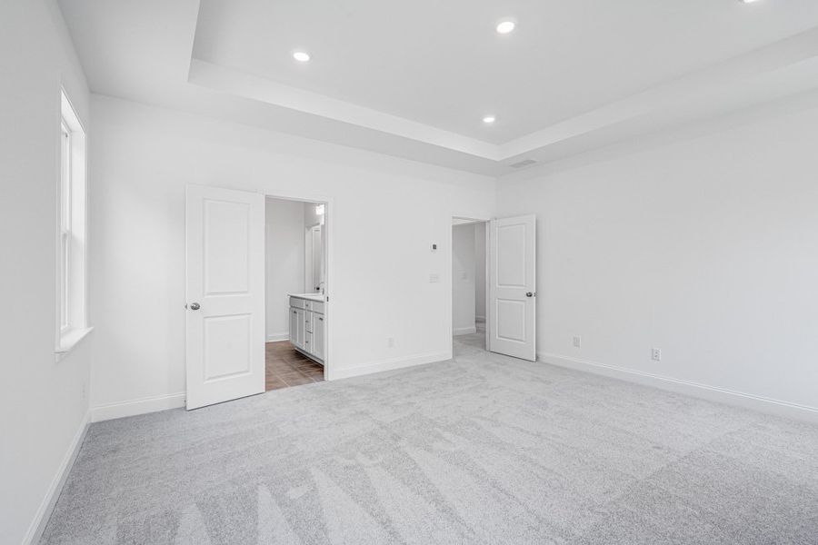 Spacious, unfurnished interior of a new home in Nichols Farm, Dacula (Image 17).