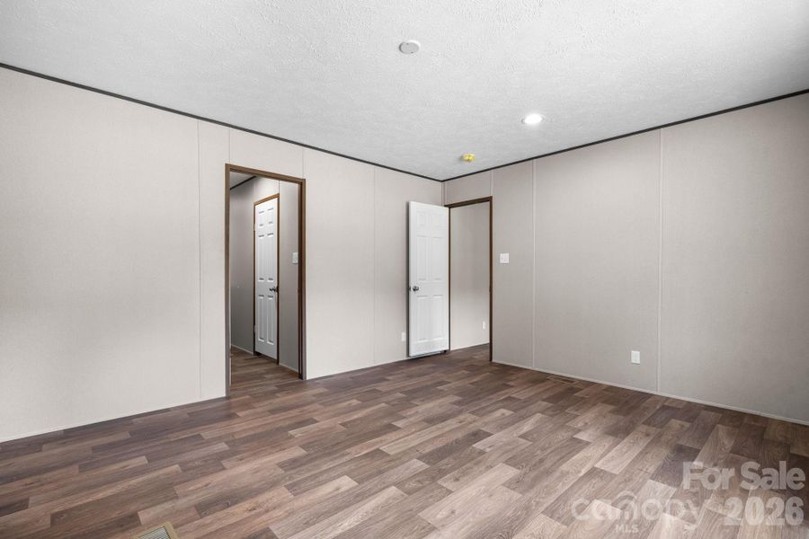 Spacious, unfurnished interior of a new home in , Maiden (Image 9).