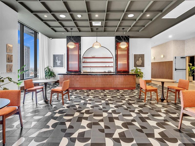 Community amenities in , Miami (Image 33).