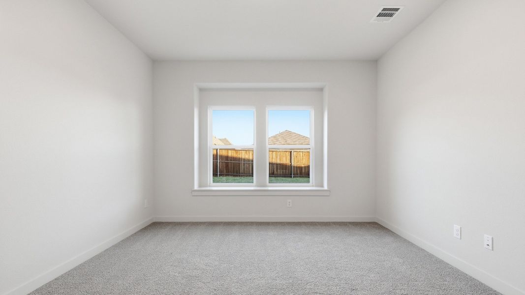Furnished interior view inside a new home in Walden Pond, Forney (Image 25). Furnished interior view inside a new home in Walden Pond, Forney (Image 25).