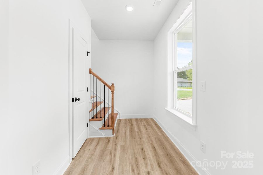 Spacious, unfurnished interior of a new home in , Shelby (Image 32).