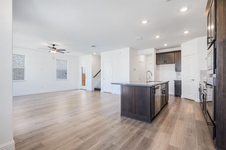 3321 Little Bluestem Road ~ Ready Now 3321 Little Bluestem Road ~ Ready Now