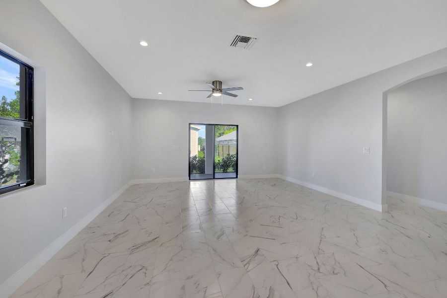 11-web-or-mls-3W7A0185