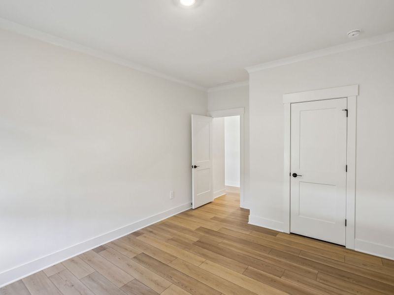 Spacious, unfurnished interior of a new home in Watkins Glen, Raleigh (Image 14). Spacious, unfurnished interior of a new home in Watkins Glen, Raleigh (Image 14).