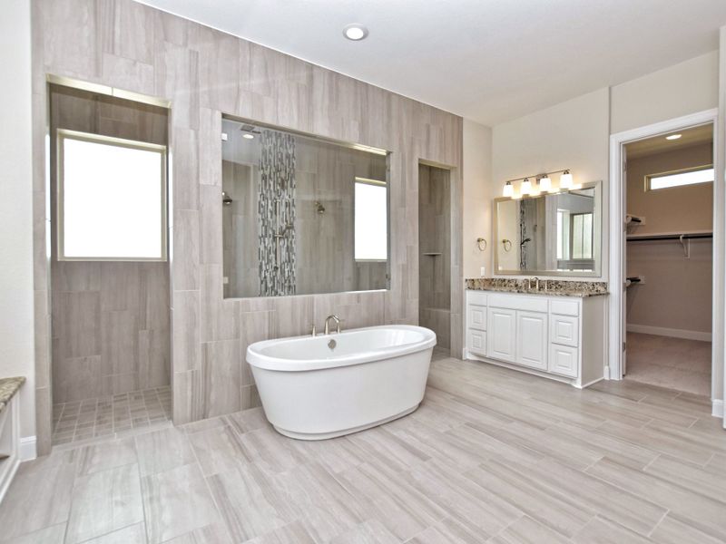 Representative furnished interior of a home built from the Siena III by Giddens Homes in Clearwater Ranch, Liberty Hill (Image 131).