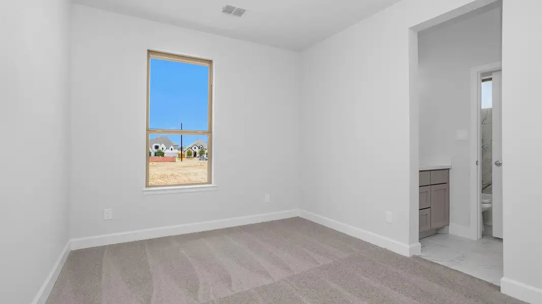 Spacious, unfurnished interior of a new home in Grange 60', Katy (Image 12).