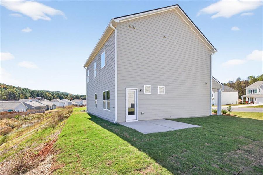 Exterior details and patio area of a home in Longbrooke, Rome (Image 25).