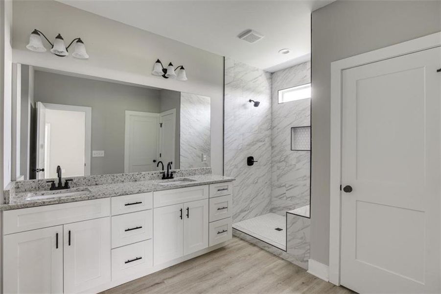Furnished interior view inside a new home in , Hartwell (Image 11).