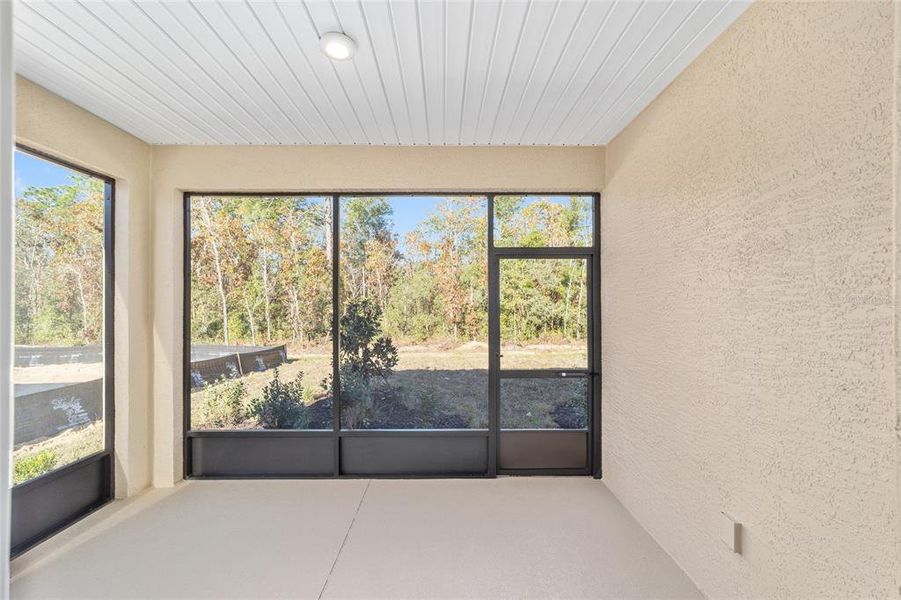 Exterior details and patio area of a home in , Ocala (Image 25). Exterior details and patio area of a home in , Ocala (Image 25).