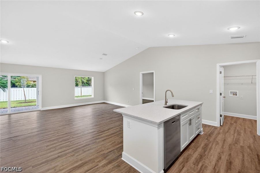 Image 30 of a home in Cape Coral.