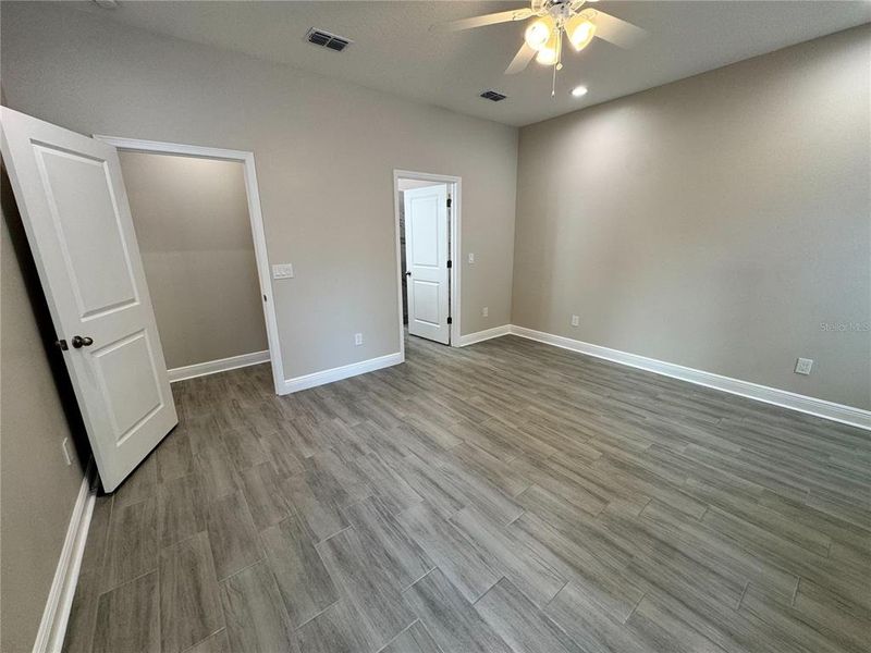 Spacious, unfurnished interior of a new home in , Dade City (Image 38). Spacious, unfurnished interior of a new home in , Dade City (Image 38).