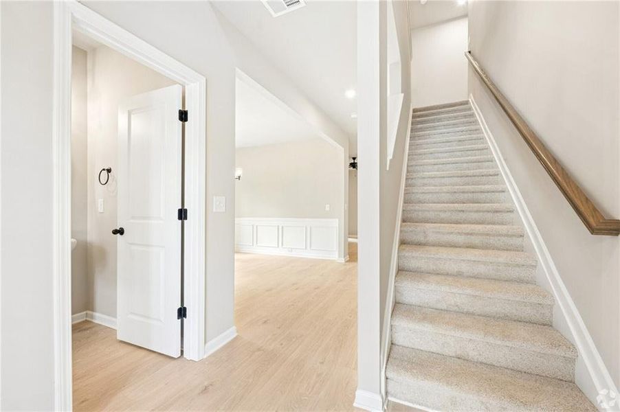 Spacious, unfurnished interior of a new home in The Overlook at Factory Shoals, Mableton (Image 19).