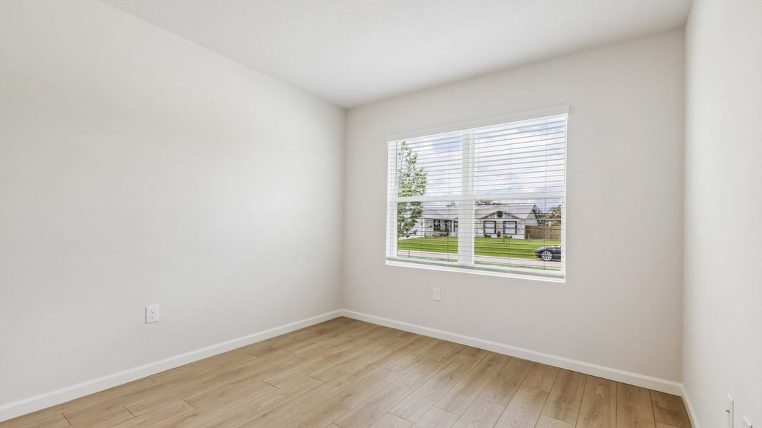 Spacious, unfurnished interior of a new home in Port St. Lucie Spot Lots, Port St. Lucie (Image 25).