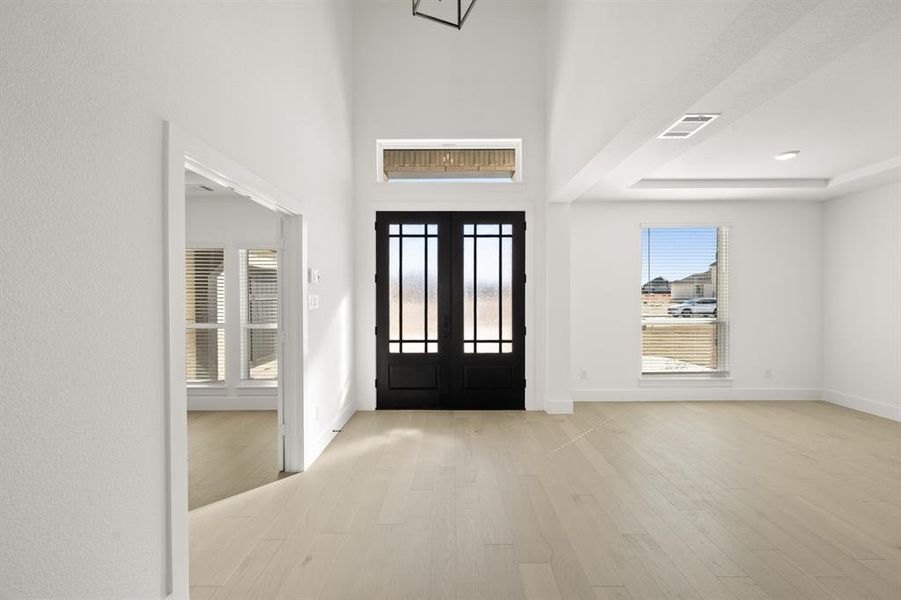 1805 Hidden Creek- Entry-1