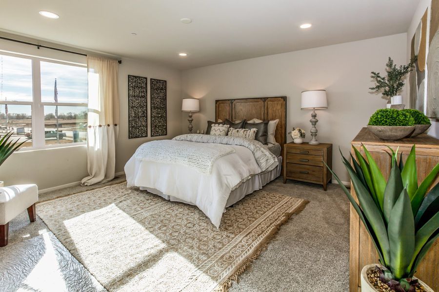 Representative furnished interior of a home built from the Telluride 1A by Hartford Homes in Timnath Ranch Townhomes, Timnath (Image 12).
