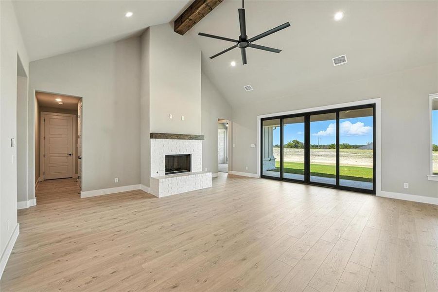 Spacious, unfurnished interior of a new home in Rocky Top Ranch, Reno (Image 27). Spacious, unfurnished interior of a new home in Rocky Top Ranch, Reno (Image 27).