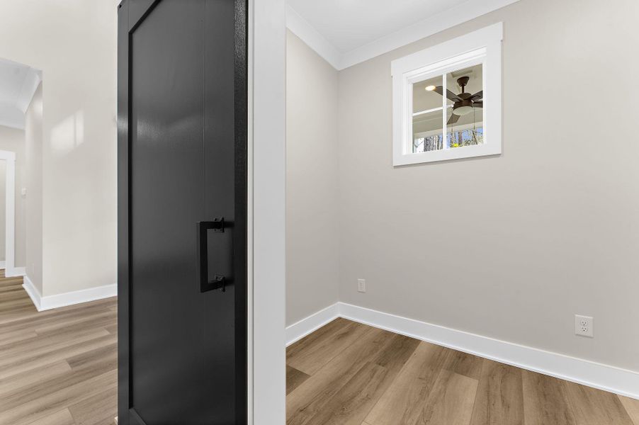 Spacious, unfurnished interior of a new home in , Summerville (Image 23).