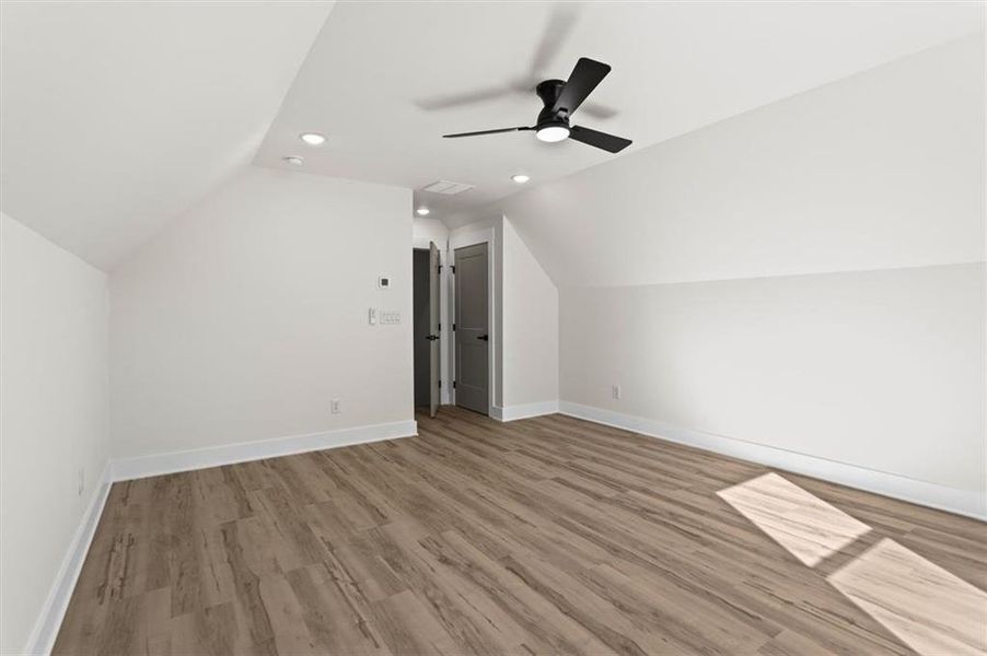 Spacious, unfurnished interior of a new home in , Gainesville (Image 51).